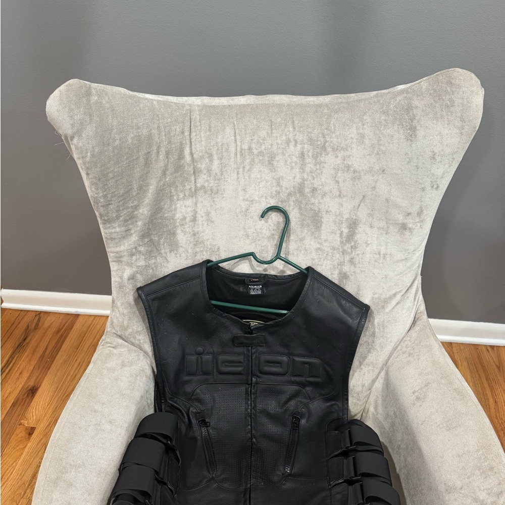 ICON Black Leather Regulator Vest